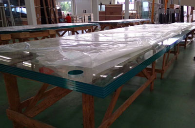 Laminated glass
